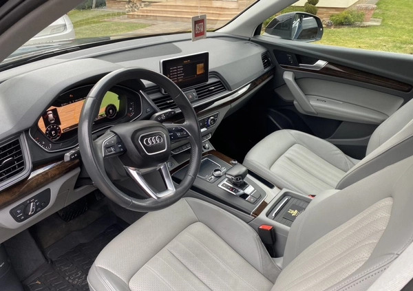 Audi Q5 cena 129900 przebieg: 59000, rok produkcji 2019 z Rzeszów małe 254